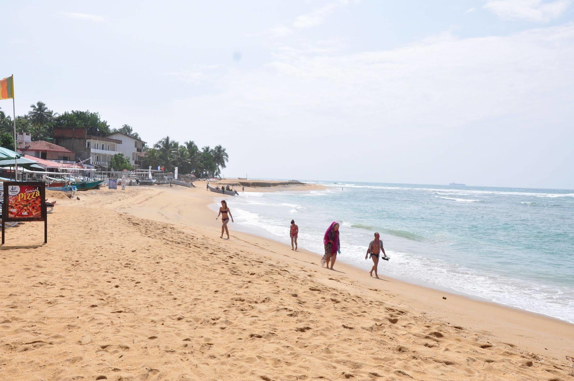 Surfcity Guesthouse Unawatuna Luaran gambar